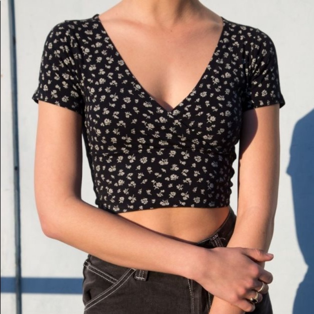 Brandy Melville crop top